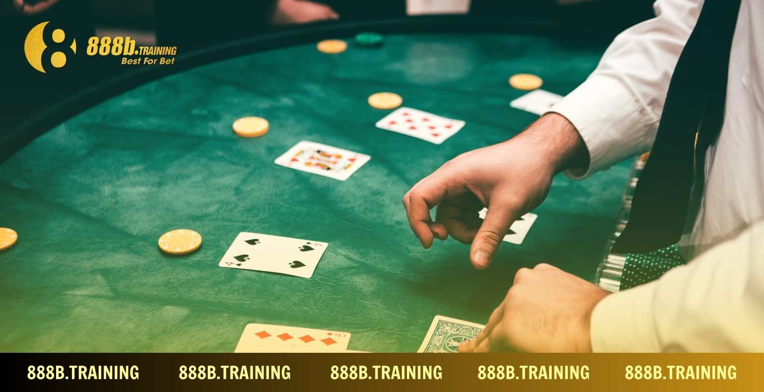 So sánh chi tiết 2 game bài Xì tố và Poker khi chơi tại 888b com 2 xi to va poker tai 888b